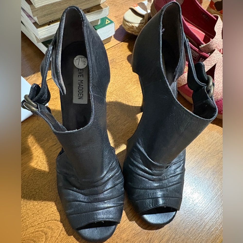 Steve Madden Black Peep-Toe Ankle Heels with Ankle Strap